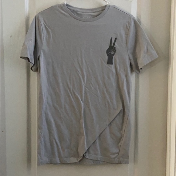 Peace sign shirt - Picture 1 of 1